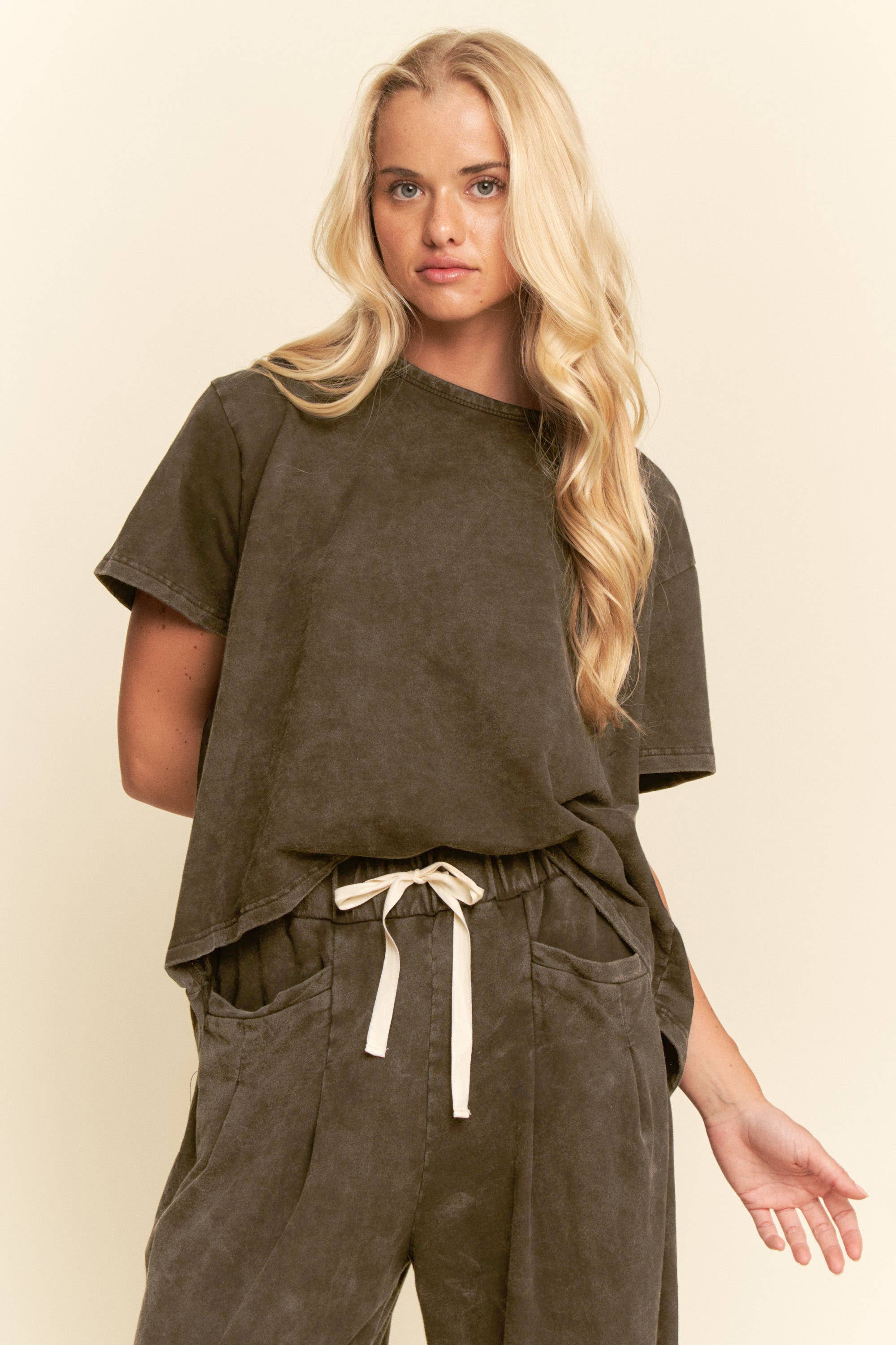 Short Sleeve Pleat Top Pants Set