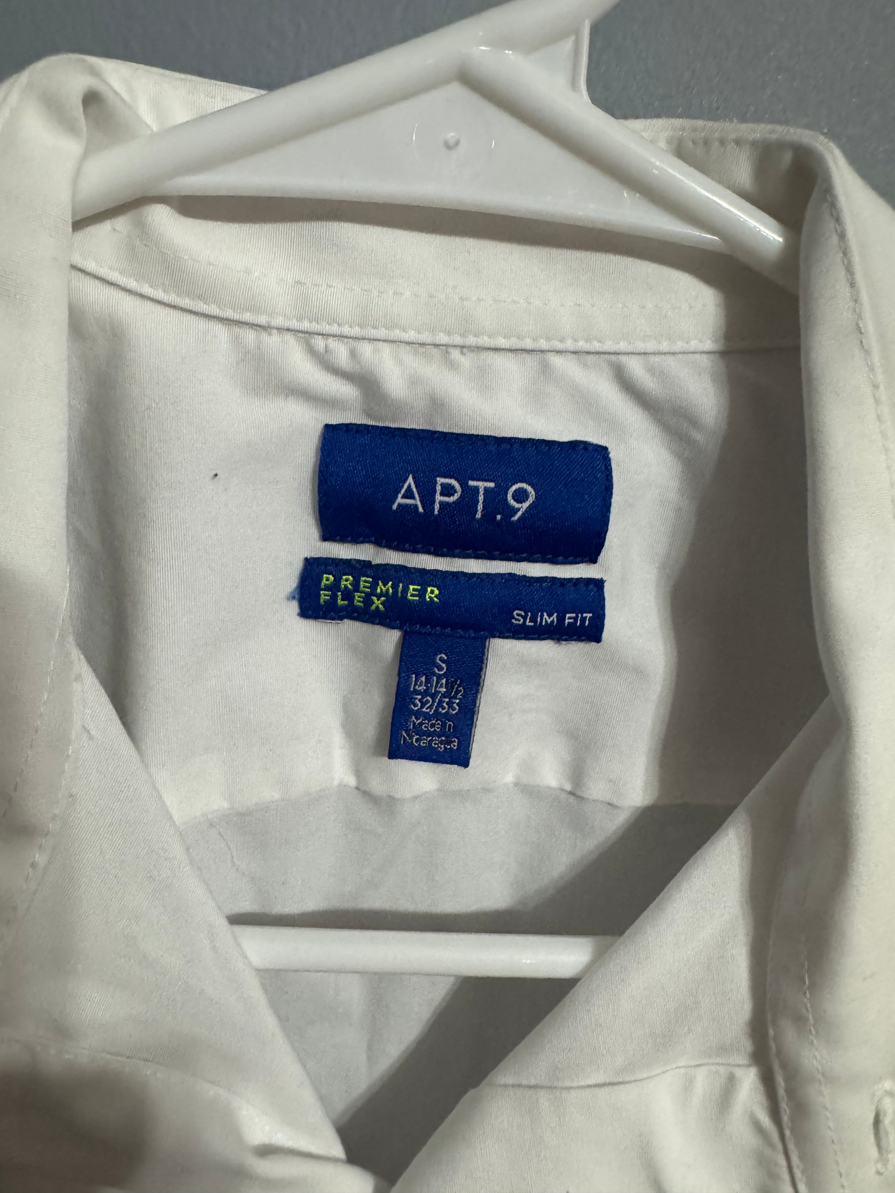 APT.9 Premier Flex Slim Fit Dress Shirt – Men’s Small (14–14.5)