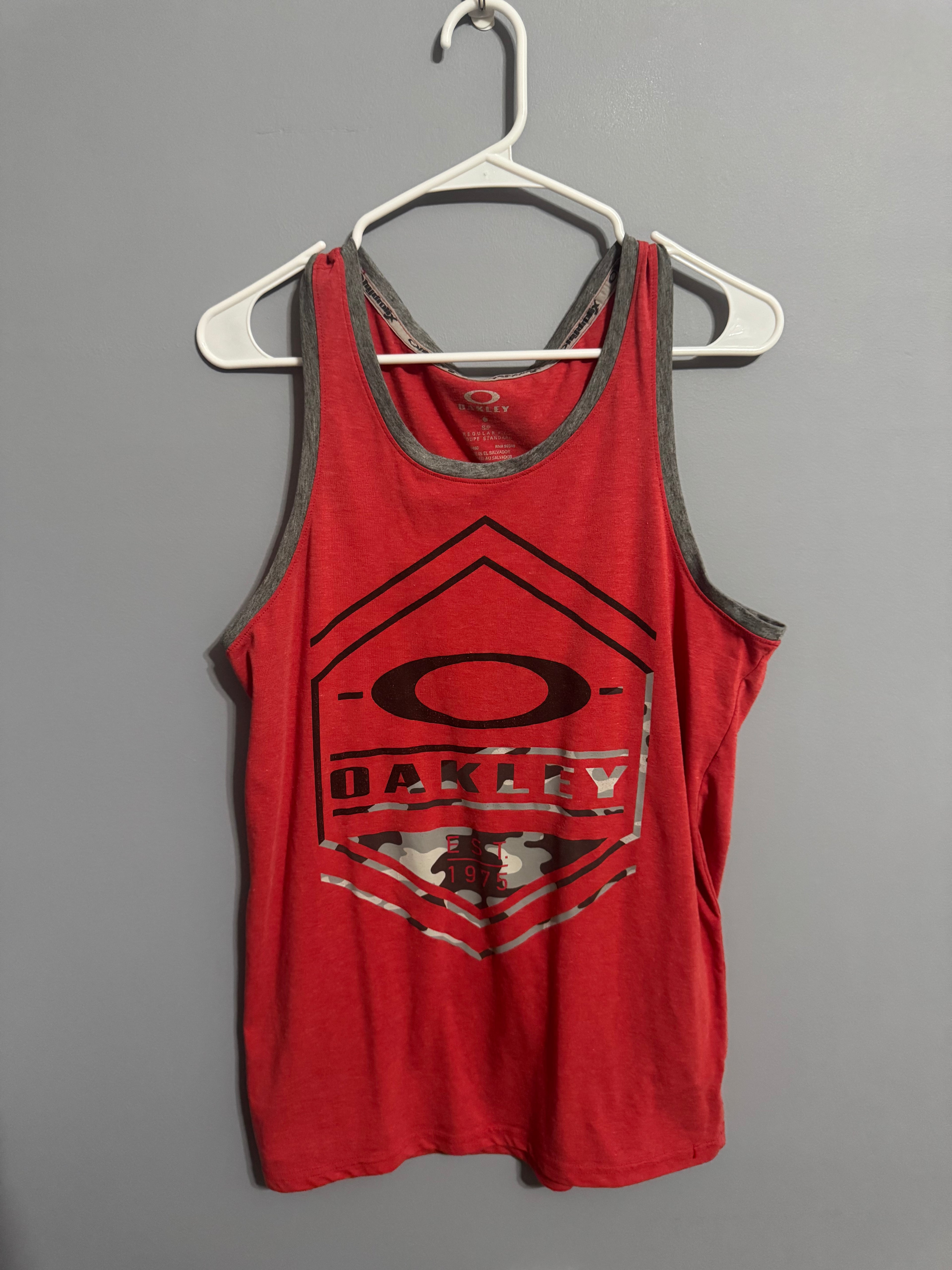 Oakley Graphic Tank Top – Men’s Small