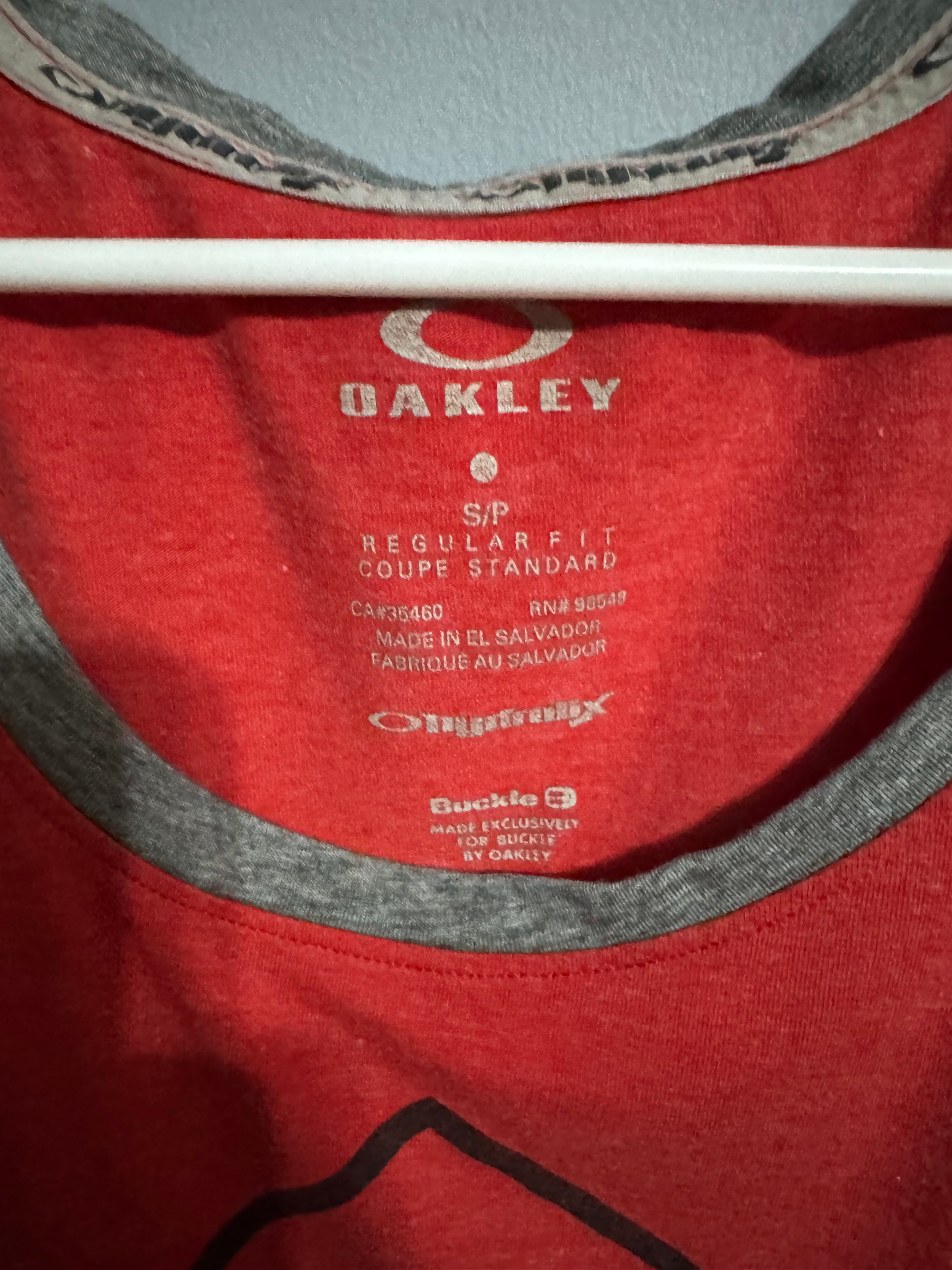 Oakley Graphic Tank Top – Men’s Small