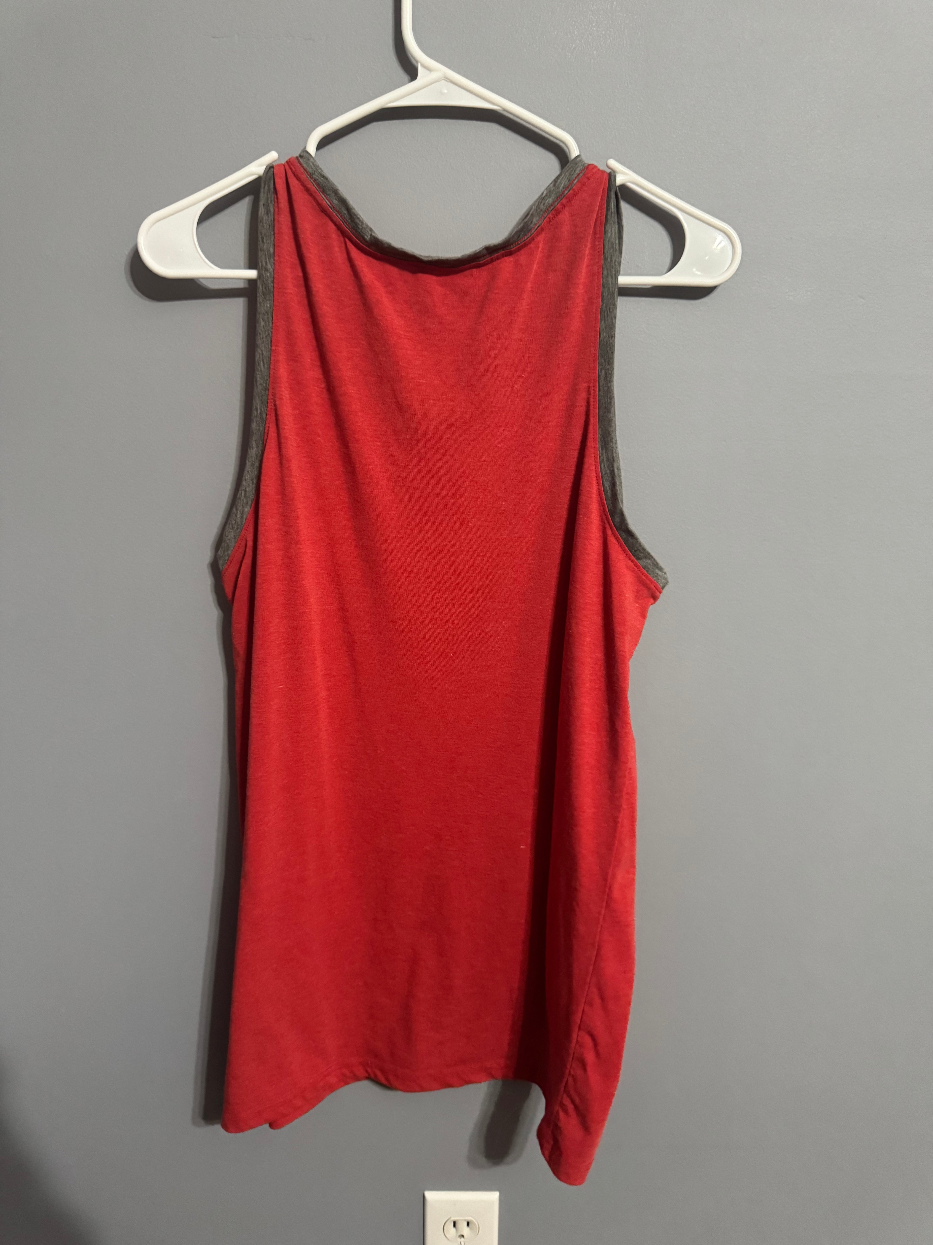 Oakley Graphic Tank Top – Men’s Small