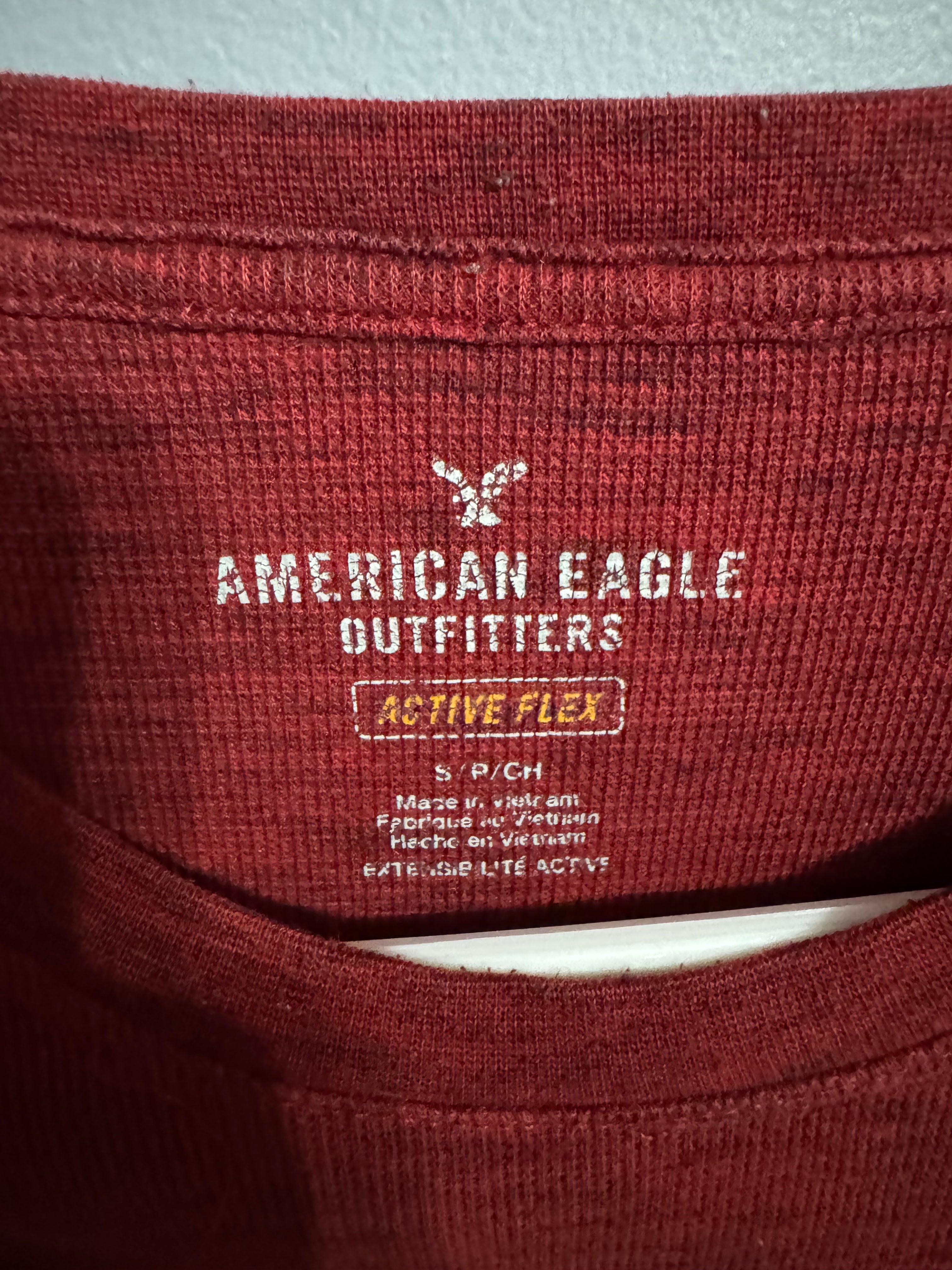 American Eagle Active Flex Long Sleeve Tee – Small (Maroon)