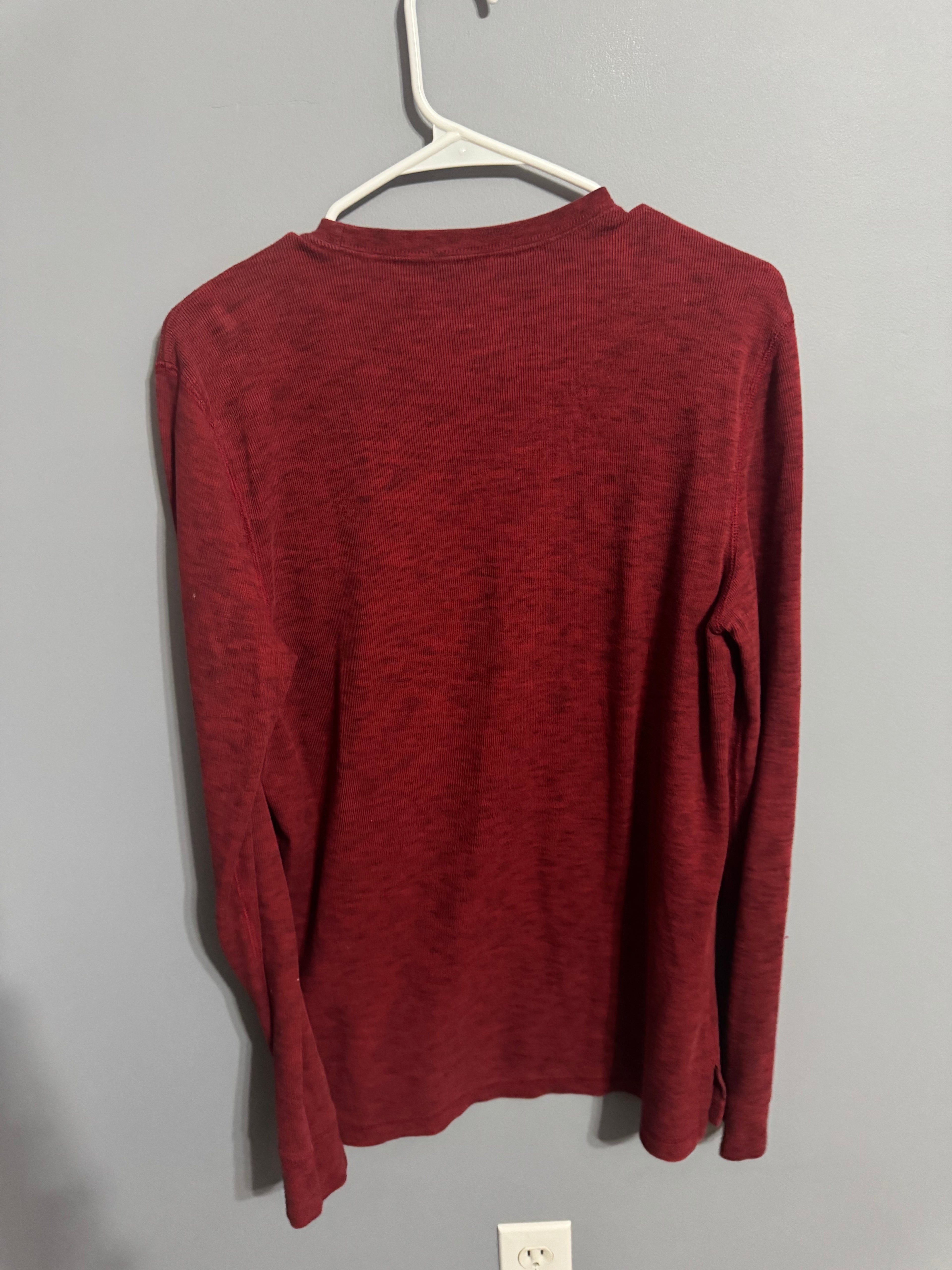 American Eagle Active Flex Long Sleeve Tee – Small (Maroon)