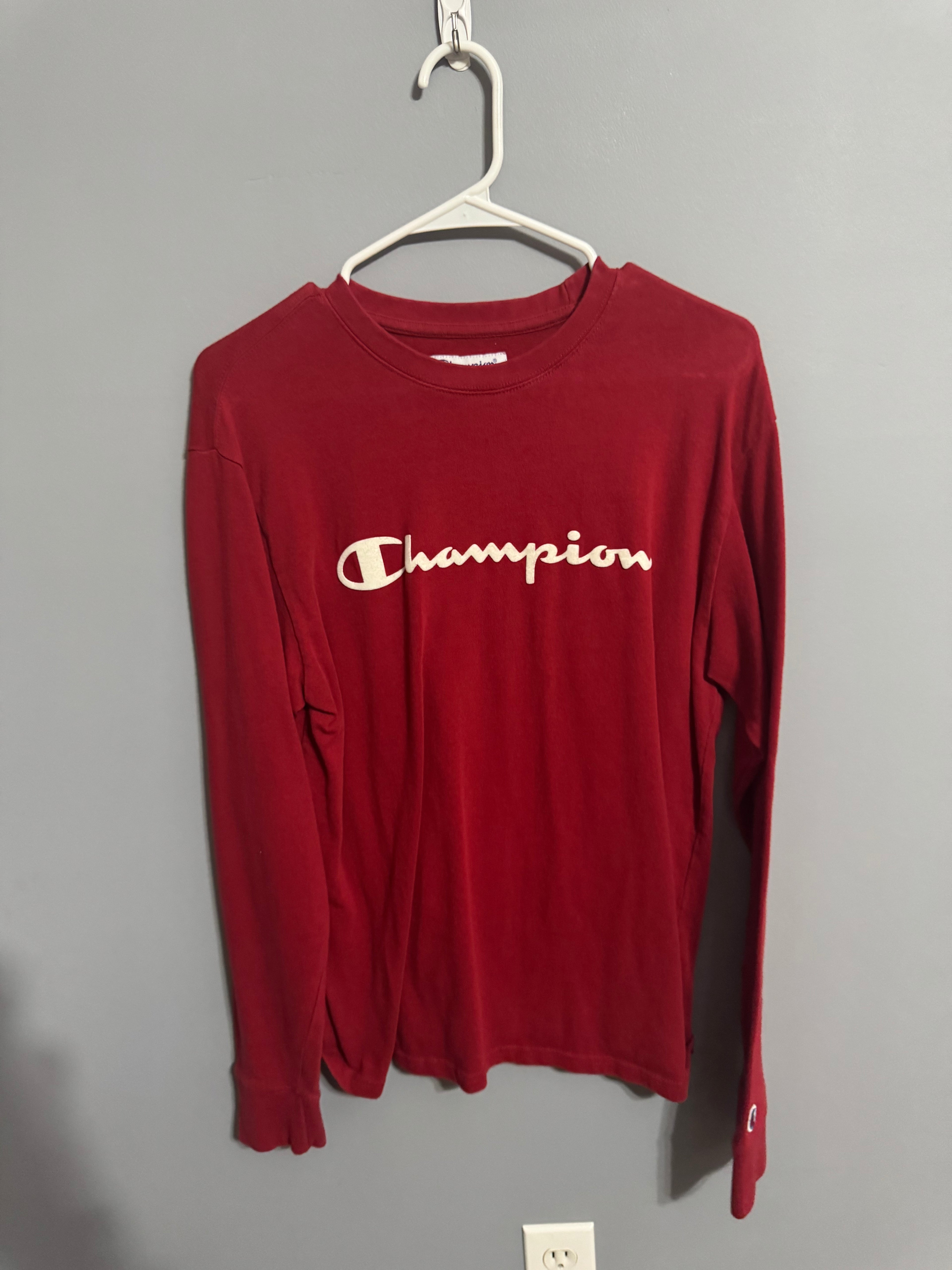 Champion Long Sleeve Logo Tee – Small (Burgundy)