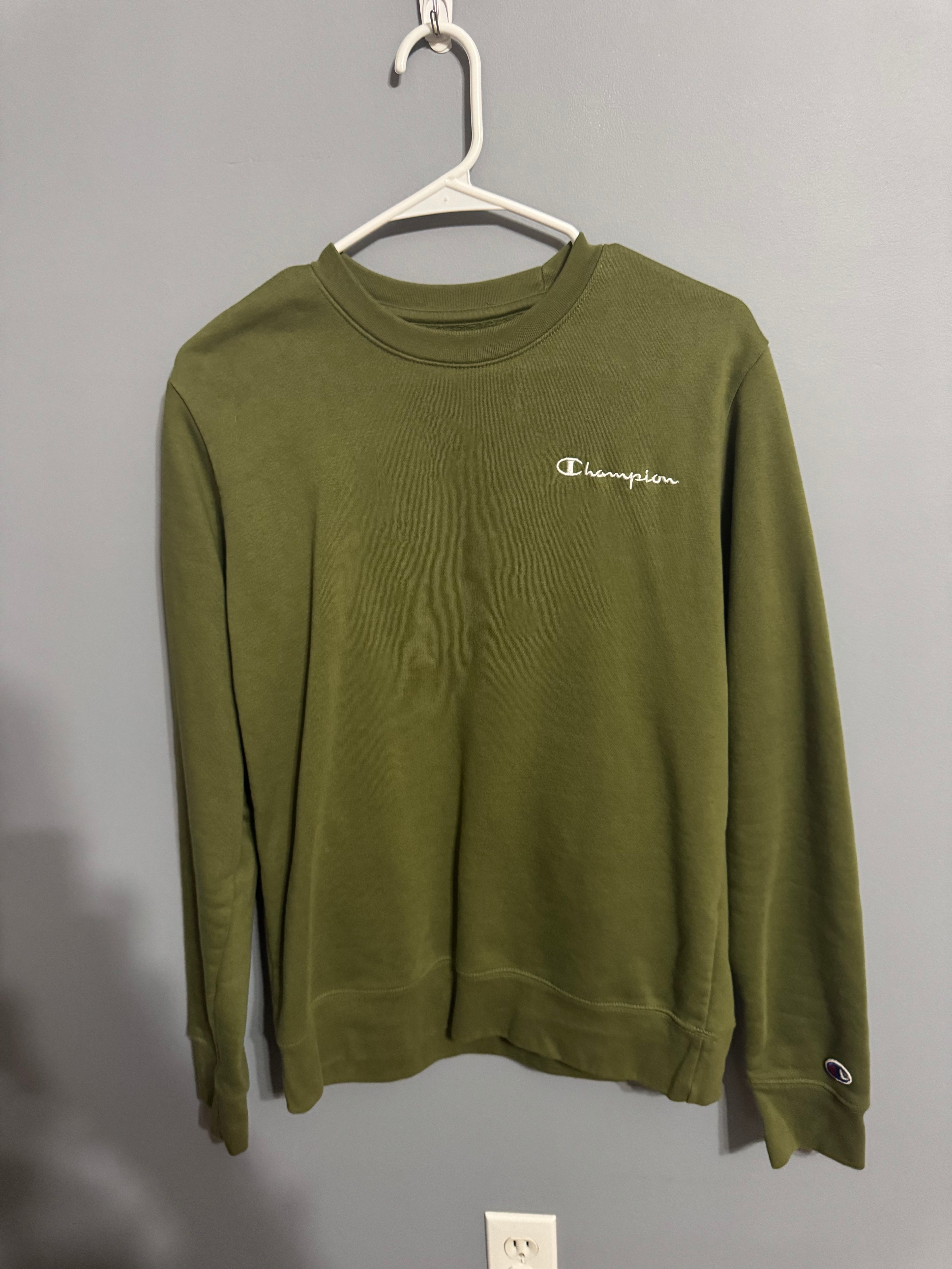 Champion Olive Green Fleece Sweatshirt – Size S