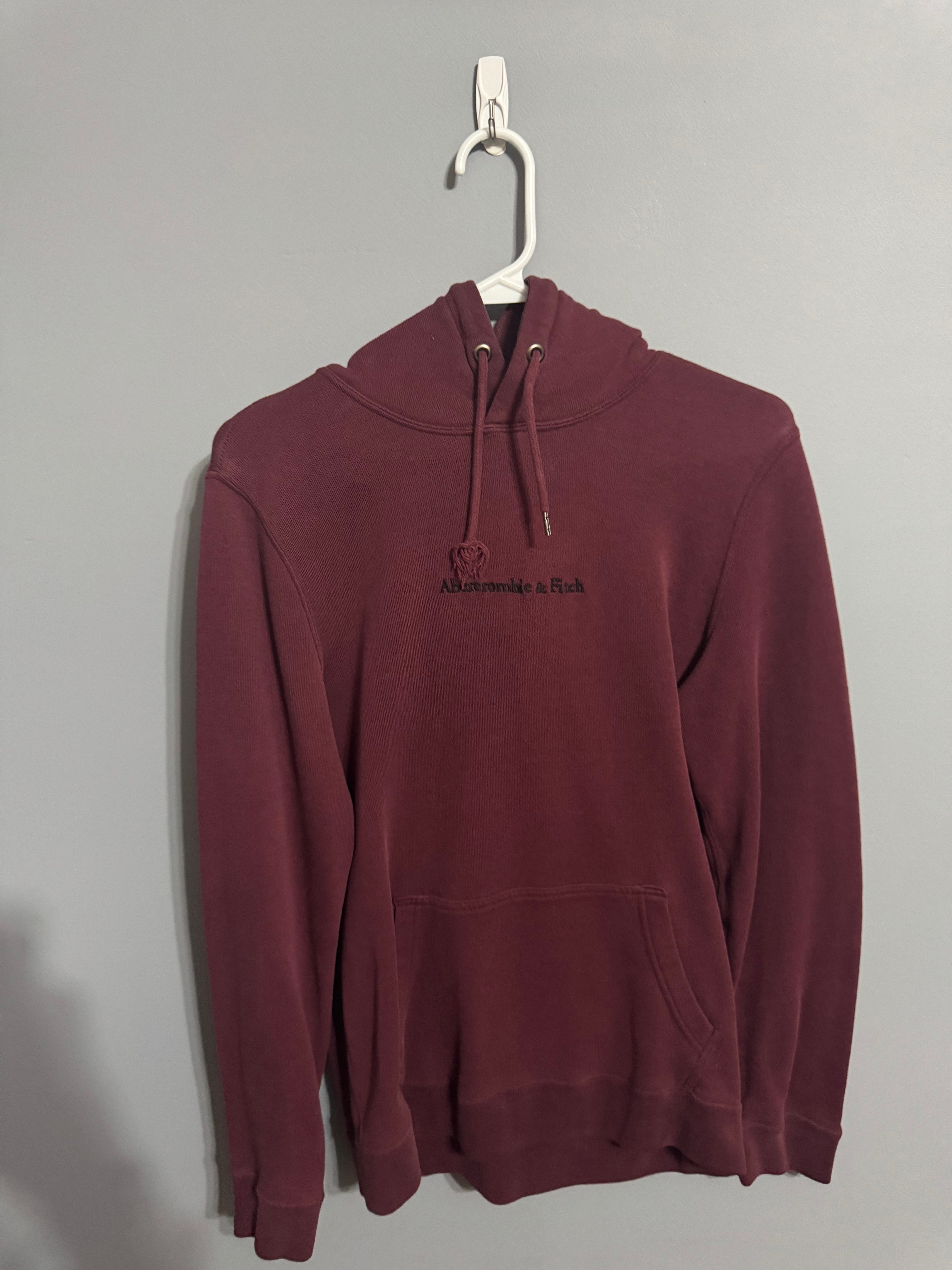 Abercrombie & Fitch Soft Fleece Hoodie – Maroon, Size S