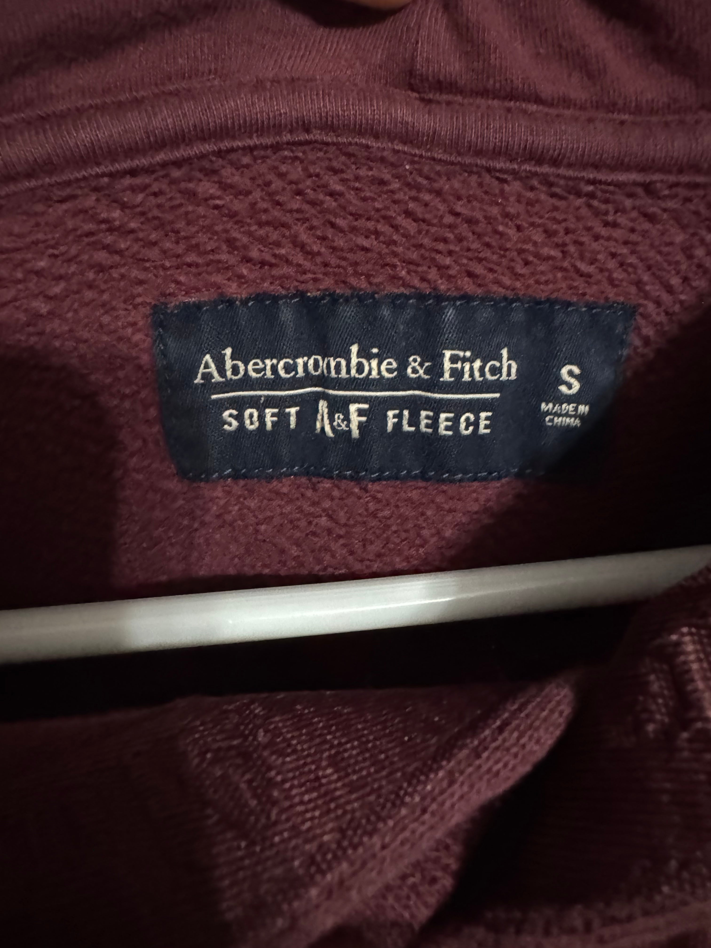Abercrombie & Fitch Soft Fleece Hoodie – Maroon, Size S