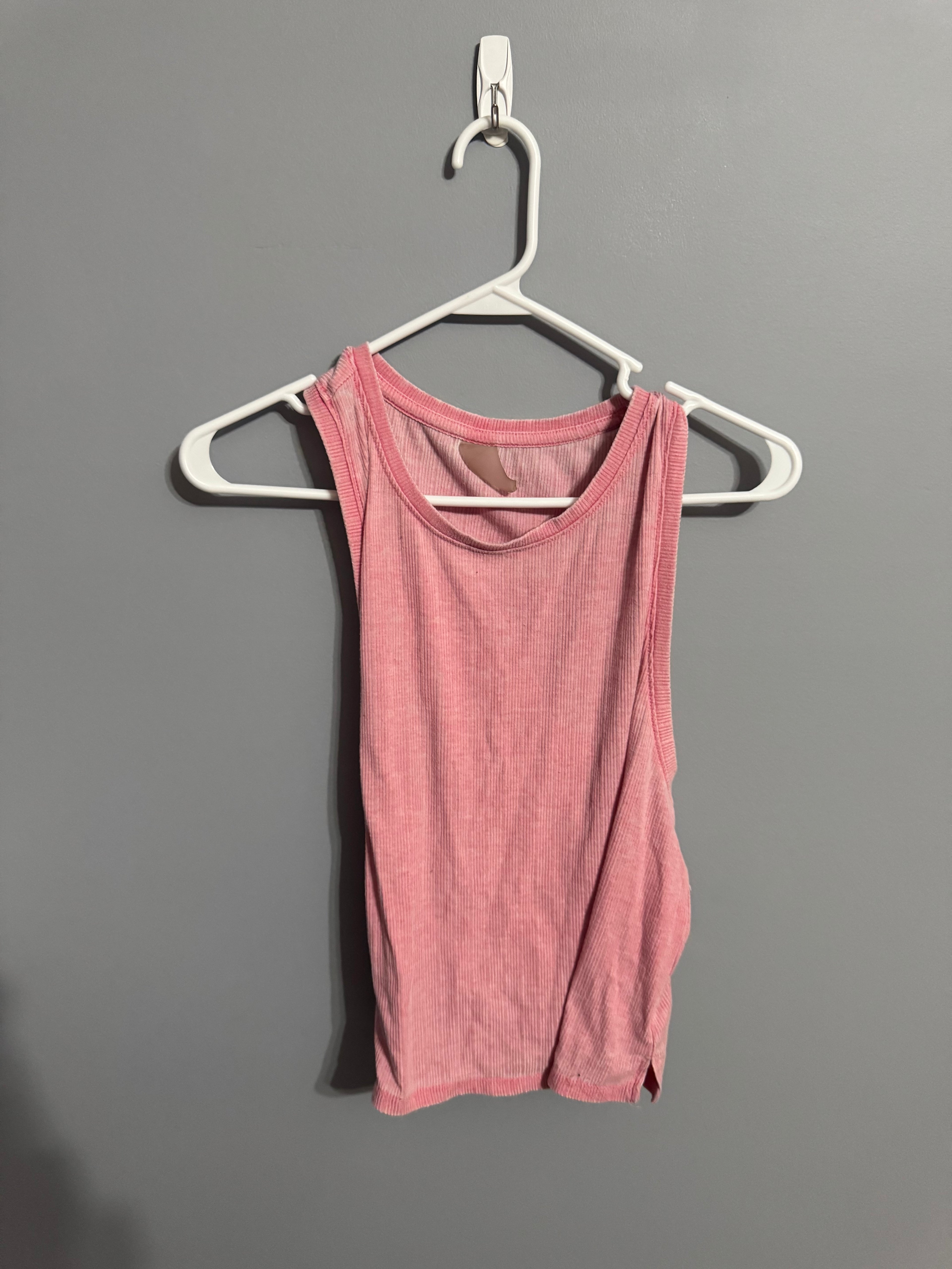 Pink Ribbed Sleeveless Tank – Size Small