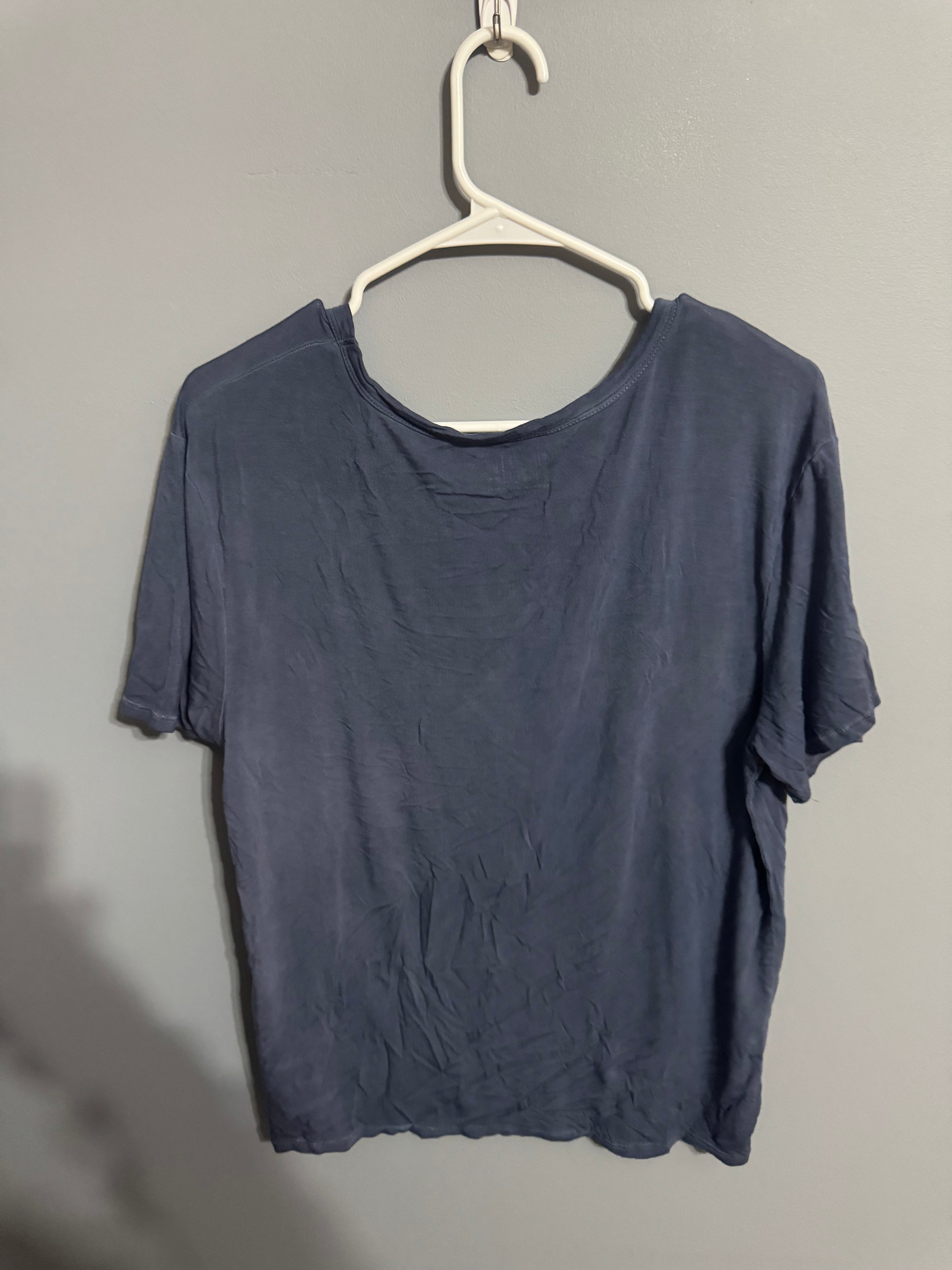 Time & Tru Soft Navy Relaxed Tee – Women’s Small (4–6)