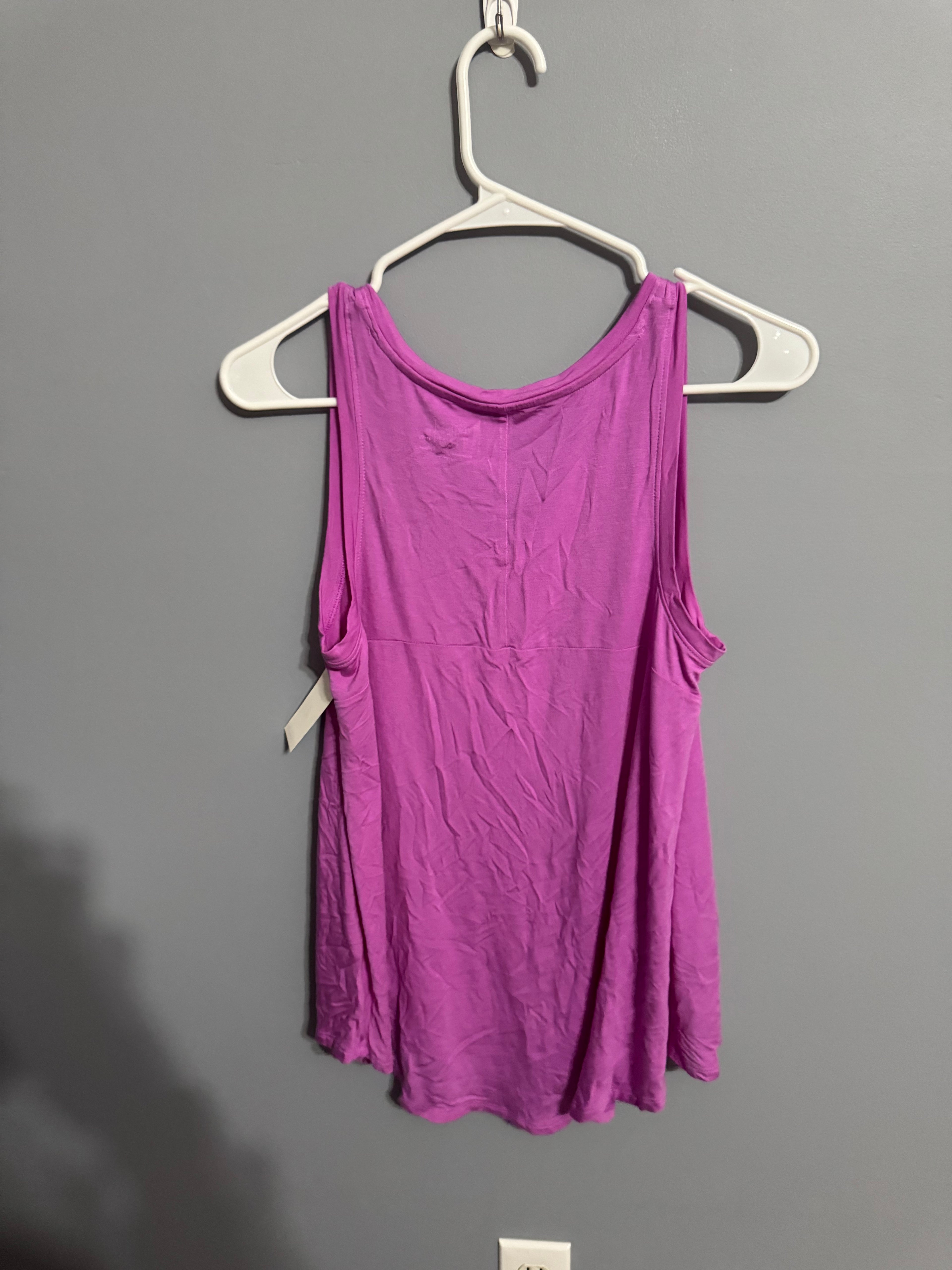 Time and Tru Women’s Orchid Purple Sleeveless V-Neck Tank – Size S