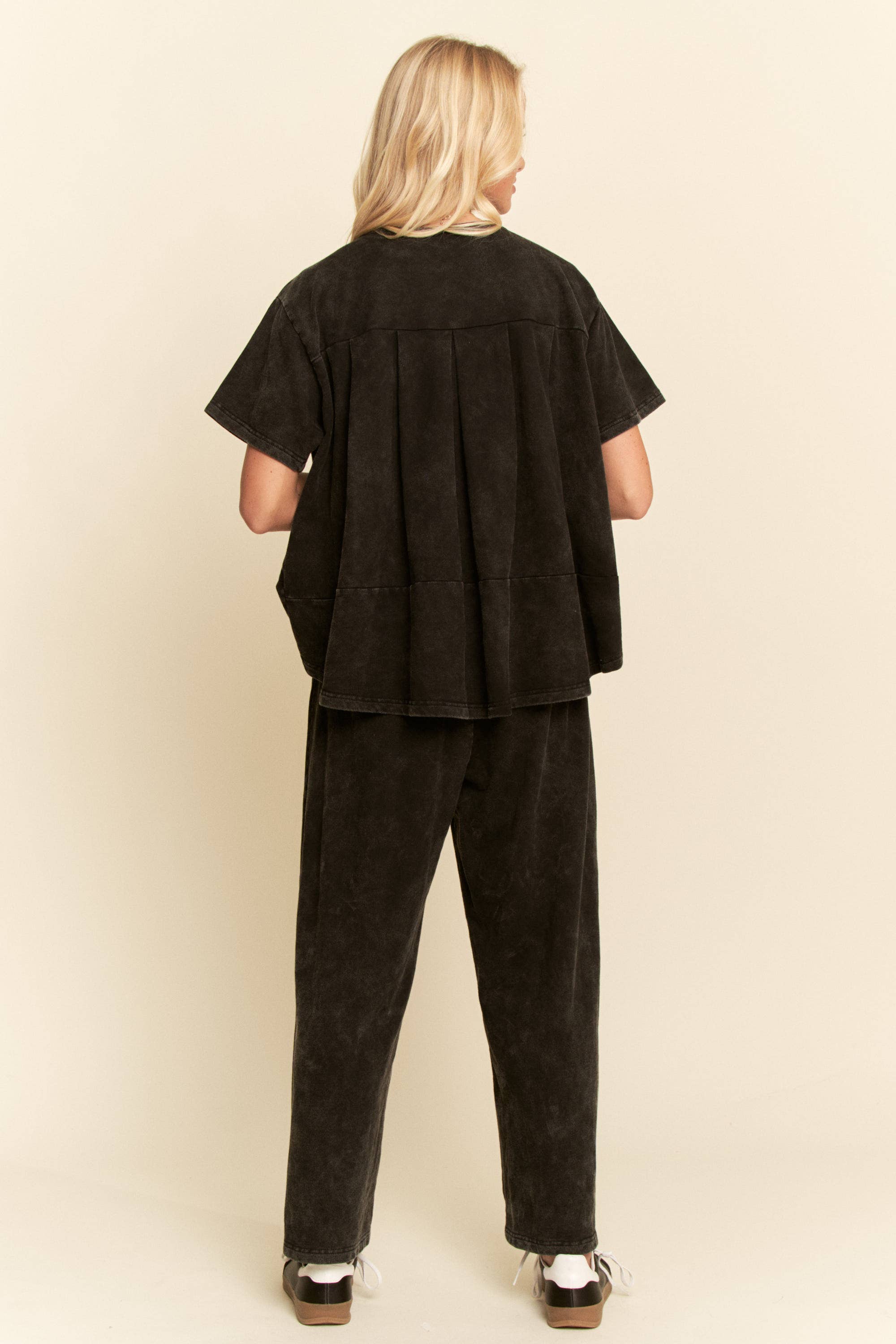 Short Sleeve Pleat Top Pants Set